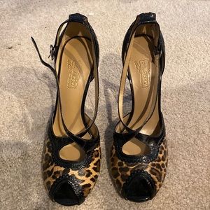 Oh Deer brand shoes size 6